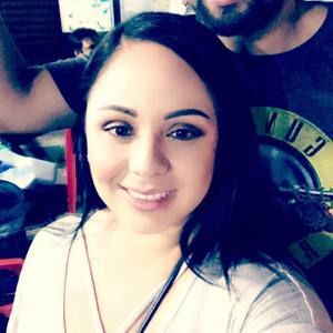 Meet your Posher, Crystal